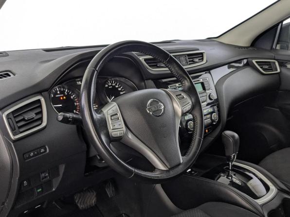 Nissan Qashqai II с пробегом 2018 года, цена 1 690 000 рублей, 125532 км, внедорожник, Автокод Объявления
