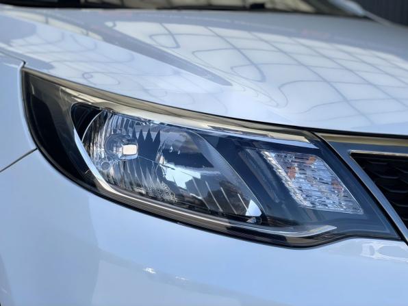 Kia Rio III Рестайлинг с пробегом 2017 года, цена 1 077 000 рублей, 126661 км, хэтчбек, Автокод Объявления