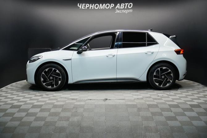 Volkswagen ID.3 I с пробегом 2022 года, цена 3 290 000 рублей, 40000 км, хэтчбек, Автокод Объявления