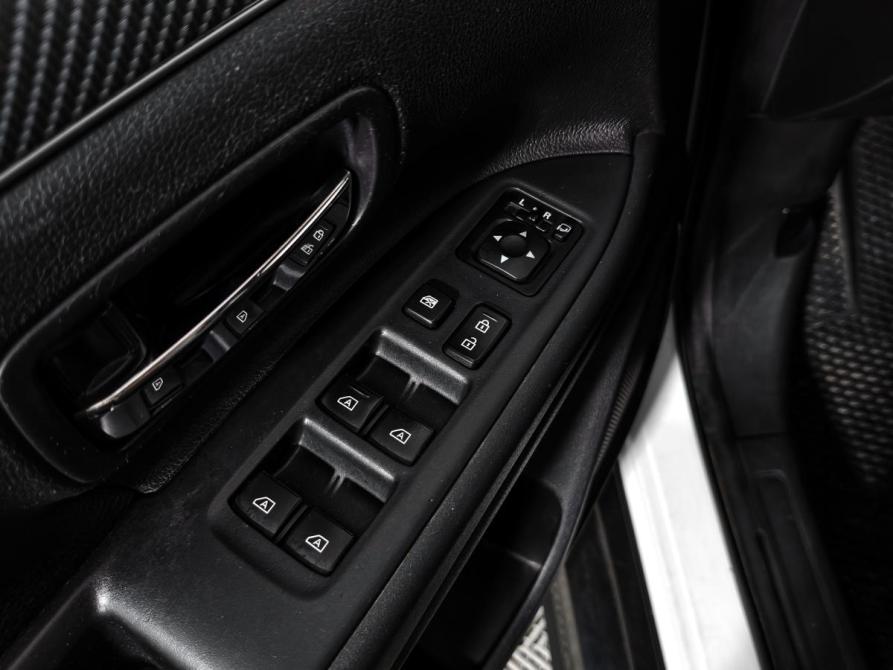 Mitsubishi Outlander III Рестайлинг 3 Санкт-Петербург  - изображение 10