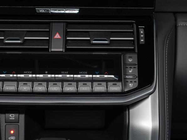 Новый Toyota Land Cruiser 300 Series 2026 года, цена 15 800 000 рублей, внедорожник, Автокод Объявления