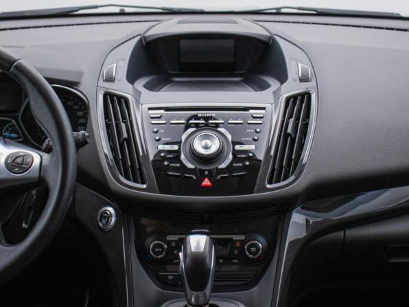 Ford Kuga II с пробегом 2016 года, цена 1 350 000 рублей, 126291 км, внедорожник, Автокод Объявления