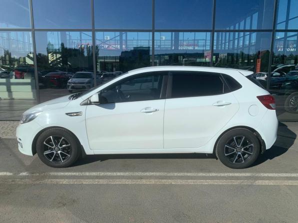 Kia Rio III Рестайлинг с пробегом 2016 года, цена 1 026 000 рублей, 189833 км, хэтчбек, Автокод Объявления