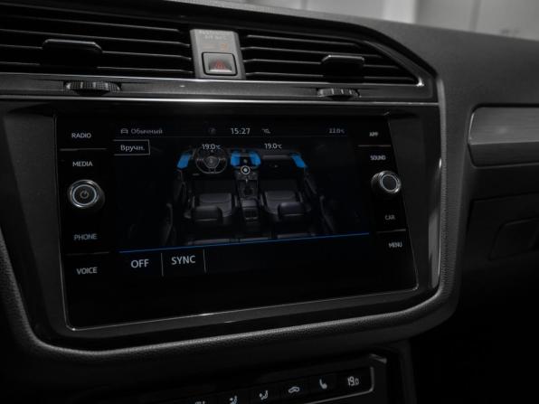 Volkswagen Tiguan II с пробегом 2020 года, цена 3 200 000 рублей, 132125 км, внедорожник, Автокод Объявления