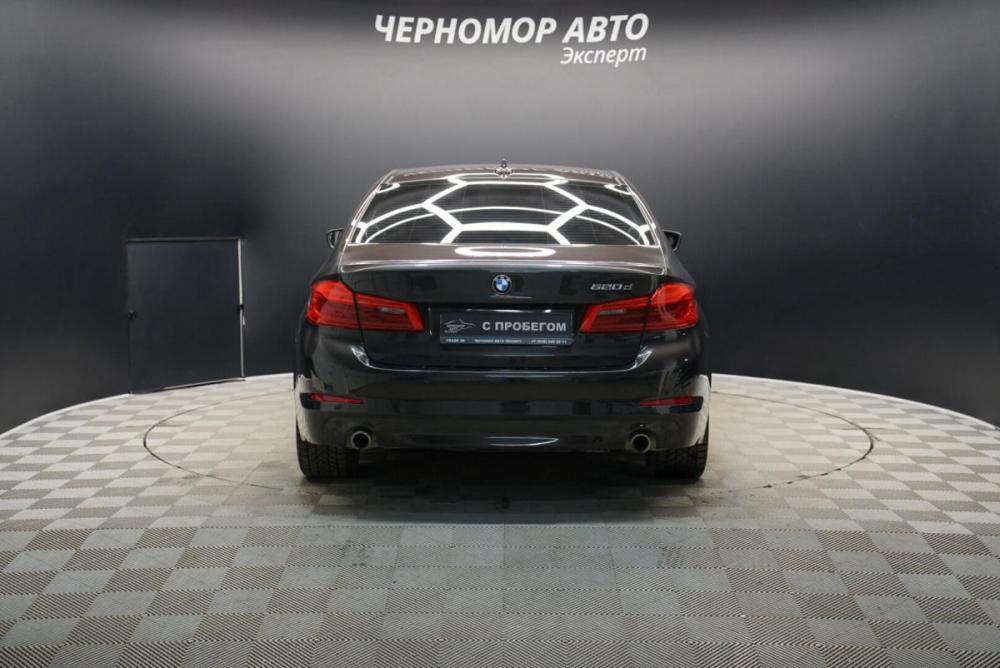 BMW 5 серии VII (G30/G31/G38) Крым  - изображение 4