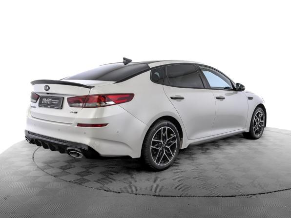 Kia Optima IV Рестайлинг с пробегом 2018 года, цена 2 070 000 рублей, 127244 км, седан, Автокод Объявления