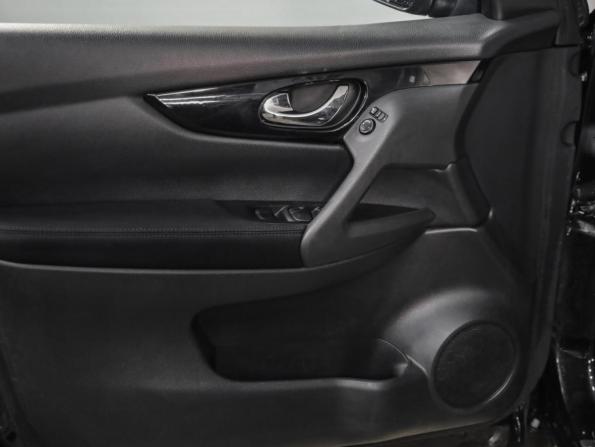 Nissan Qashqai II с пробегом 2017 года, цена 1 499 000 рублей, 199750 км, внедорожник, Автокод Объявления