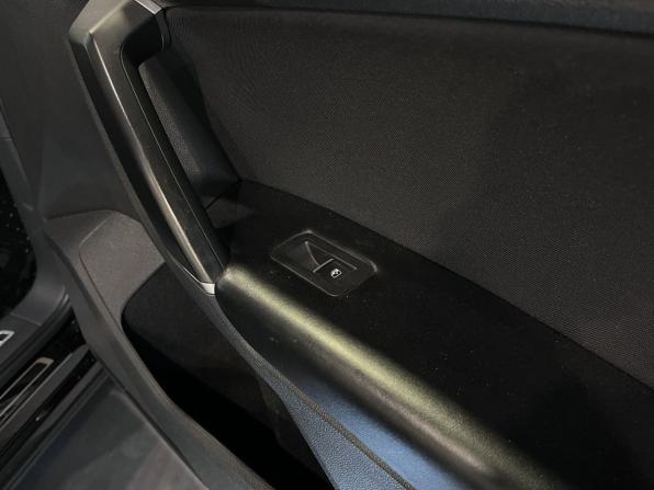 Volkswagen Tiguan II с пробегом 2018 года, цена 2 070 000 рублей, 192212 км, внедорожник, Автокод Объявления