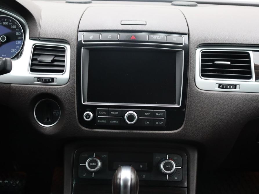 Volkswagen Touareg II Рестайлинг Москва  - изображение 18