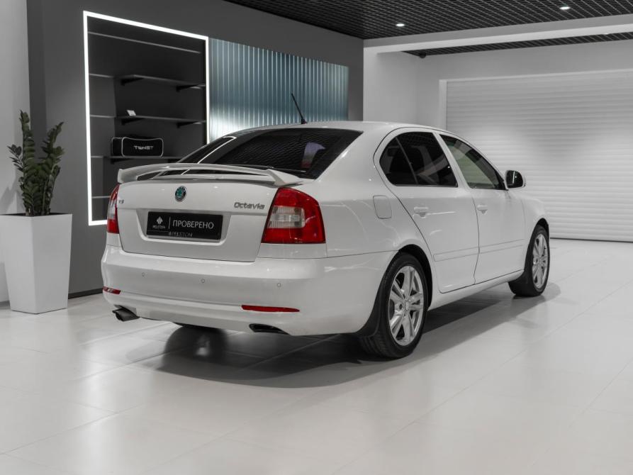 Skoda Octavia II (A5) Рестайлинг Москва  - изображение 5