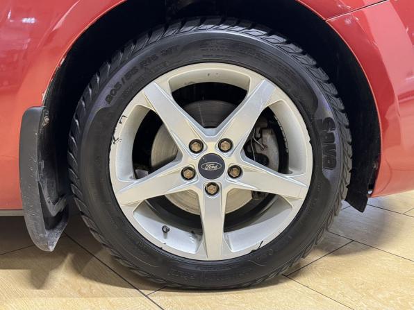 Ford Focus II Рестайлинг с пробегом 2010 года, цена 635 000 рублей, 138670 км, седан, Автокод Объявления