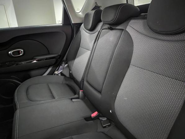 Kia Soul II Рестайлинг с пробегом 2018 года, цена 1 737 000 рублей, 81002 км, хэтчбек, Автокод Объявления