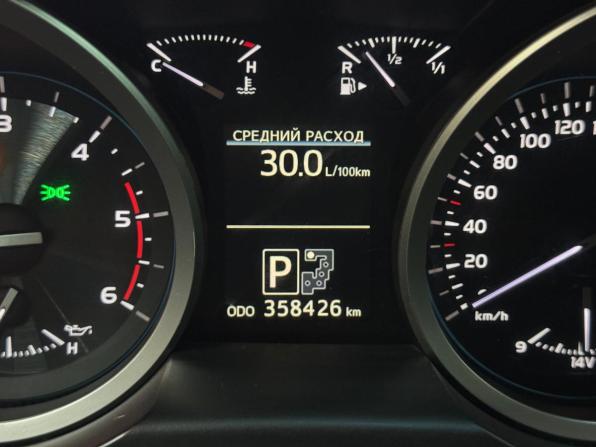 Toyota Land Cruiser 200 Series Рестайлинг 1 с пробегом 2014 года, цена 3 565 000 рублей, 358420 км, внедорожник, Автокод Объявления