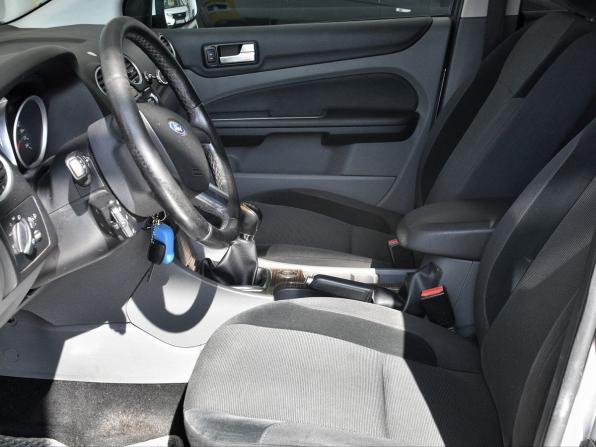 Ford Focus II Рестайлинг с пробегом 2008 года, цена 349 000 рублей, 251795 км, седан, Автокод Объявления