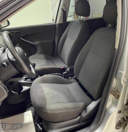 Ford Focus I Рестайлинг с пробегом 2005 года, цена 240 000 рублей, 290000 км, седан, Автокод Объявления