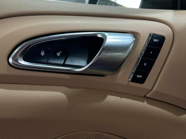 Porsche Cayenne II (958) с пробегом 2012 года, цена 3 050 000 рублей, 127830 км, внедорожник, Автокод Объявления