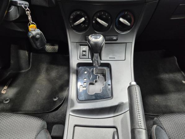 Mazda 3 II (BL) Рестайлинг с пробегом 2013 года, цена 1 070 000 рублей, 127000 км, седан, Автокод Объявления