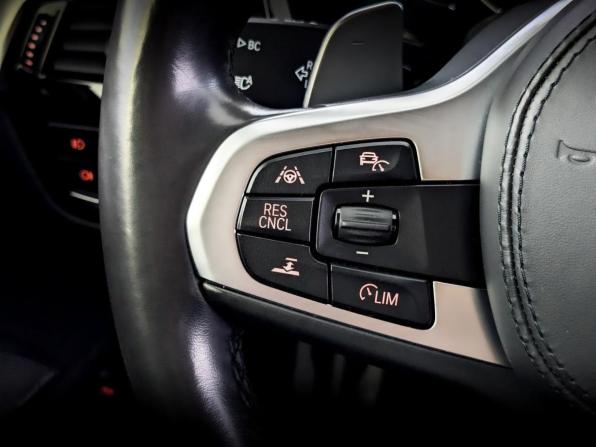BMW 5 серии VII (G30/G31/G38) с пробегом 2019 года, цена 5 261 600 рублей, 136185 км, седан, Автокод Объявления