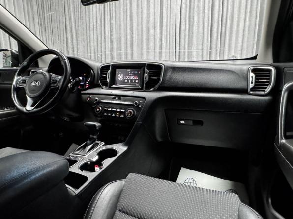 Kia Sportage IV с пробегом 2018 года, цена 1 950 000 рублей, 144710 км, внедорожник, Автокод Объявления
