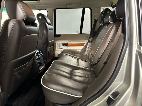 Land Rover Range Rover III Рестайлинг 2 с пробегом 2012 года, цена 1 785 000 рублей, 152188 км, внедорожник, Автокод Объявления