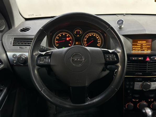 Opel Astra H Рестайлинг с пробегом 2010 года, цена 460 000 рублей, 165277 км, хэтчбек, Автокод Объявления