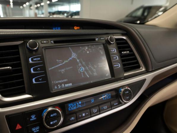 Toyota Highlander III (XU50) с пробегом 2014 года, цена 2 790 000 рублей, 259429 км, внедорожник, Автокод Объявления