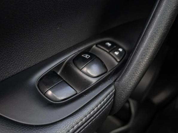 Nissan Qashqai II с пробегом 2017 года, цена 1 885 000 рублей, 147198 км, внедорожник, Автокод Объявления