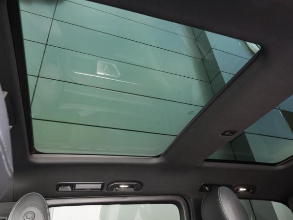Mercedes-Benz V-Класс III (W447) Рестайлинг с пробегом 2025 года, цена 12 998 000 рублей, 21934 км, минивэн, Автокод Объявления