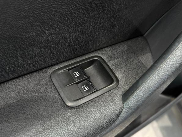 Skoda Yeti I Рестайлинг с пробегом 2014 года, цена 1 360 000 рублей, 153097 км, внедорожник, Автокод Объявления