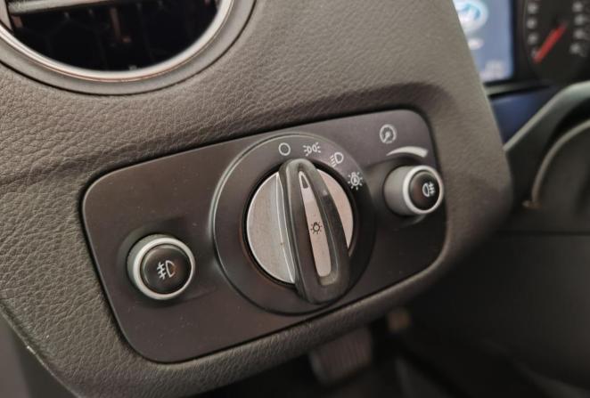 Ford Mondeo IV Рестайлинг с пробегом 2012 года, цена 670 000 рублей, 291791 км, седан, Автокод Объявления