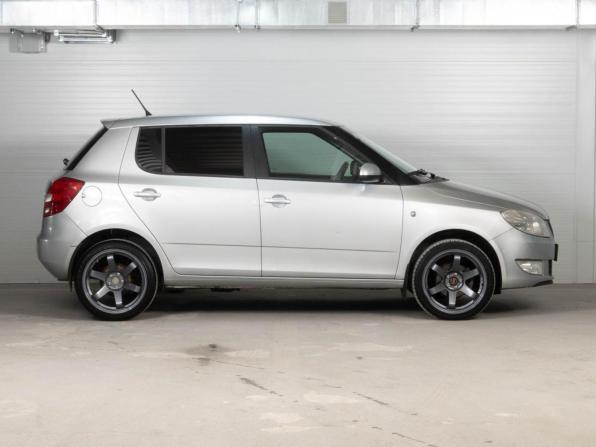 Skoda Fabia II Рестайлинг с пробегом 2012 года, цена 620 000 рублей, 204879 км, хэтчбек, Автокод Объявления