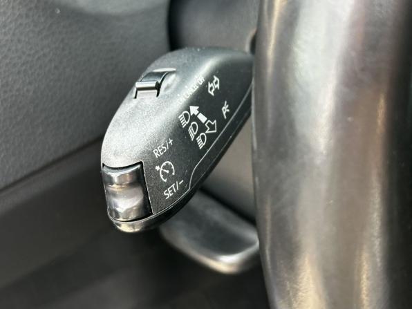 Volkswagen Polo V Рестайлинг с пробегом 2018 года, цена 985 000 рублей, 219012 км, седан, Автокод Объявления