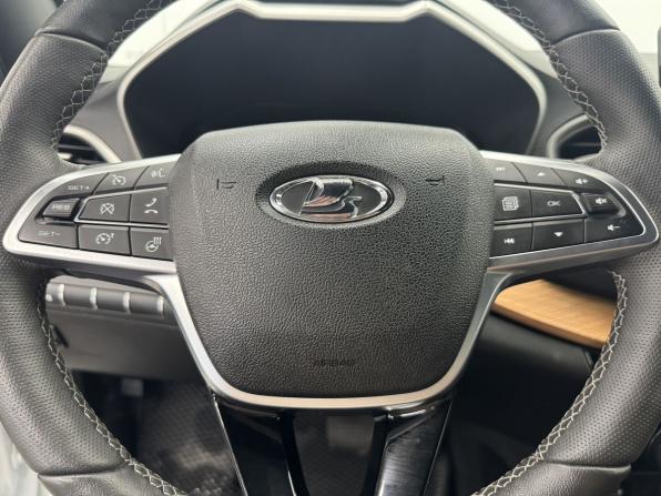 Lada (ВАЗ) Vesta I Рестайлинг (NG) с пробегом 2024 года, цена 1 629 000 рублей, 37731 км, универсал, Автокод Объявления