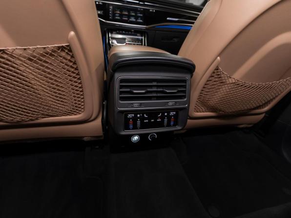 Audi Q8 I (4M) с пробегом 2018 года, цена 6 800 000 рублей, 124703 км, внедорожник, Автокод Объявления