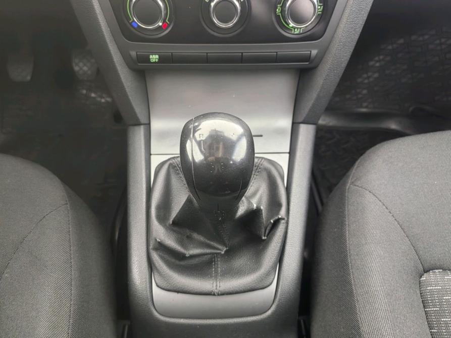 Skoda Octavia II (A5) Рестайлинг Санкт-Петербург  - изображение 27