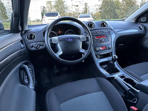 Ford Mondeo IV Рестайлинг с пробегом 2014 года, цена 949 000 рублей, 176624 км, седан, Автокод Объявления