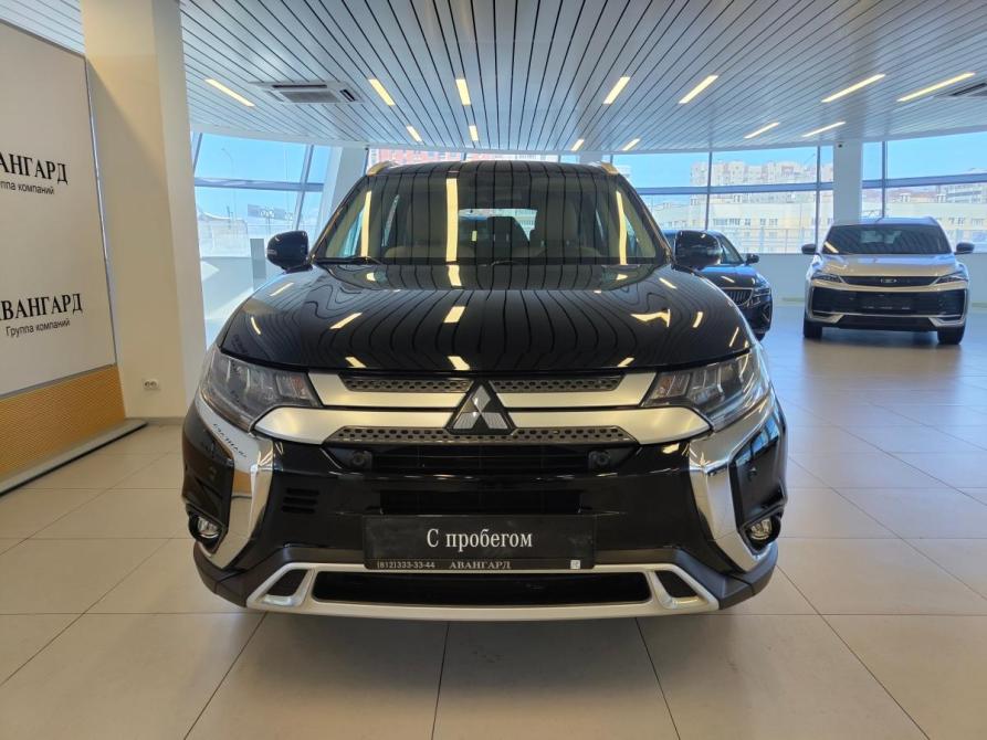 Mitsubishi Outlander III Рестайлинг 3 Санкт-Петербург  - изображение 3