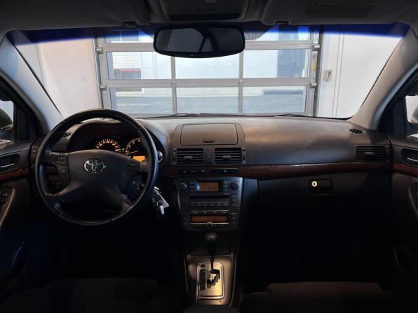 Toyota Avensis II Рестайлинг с пробегом 2007 года, цена 870 000 рублей, 256556 км, седан, Автокод Объявления