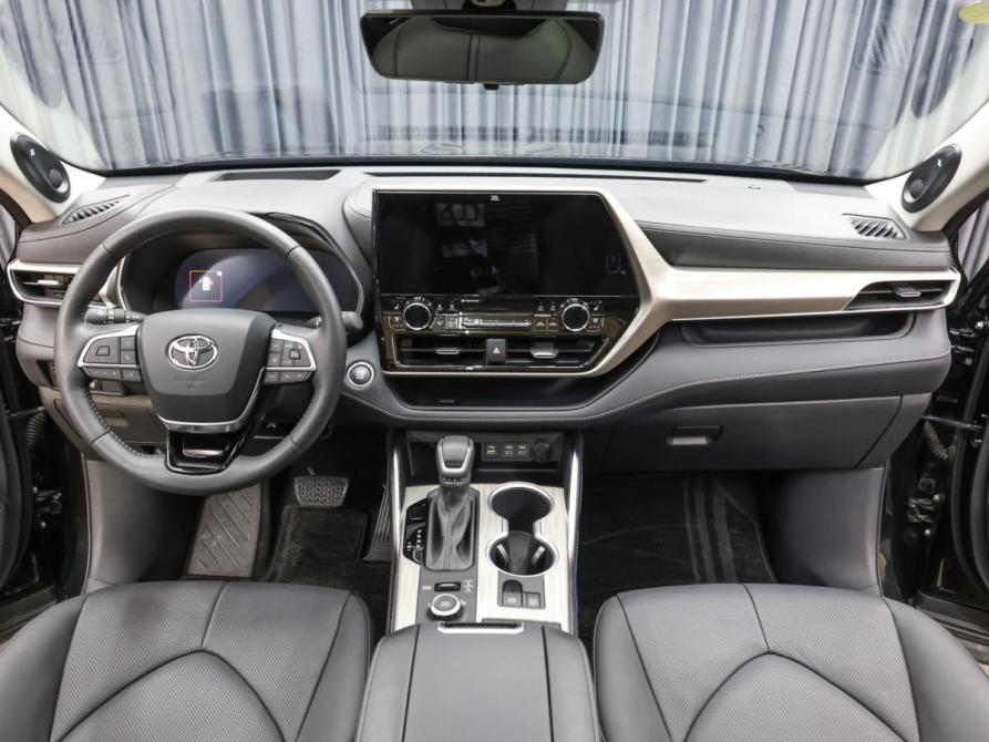 Toyota Highlander IV (XU70) Москва  - изображение 15