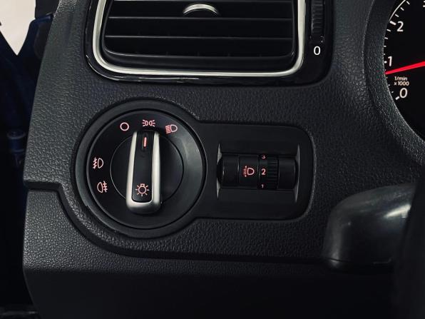 Volkswagen Polo V Рестайлинг с пробегом 2017 года, цена 1 250 000 рублей, 168004 км, седан, Автокод Объявления