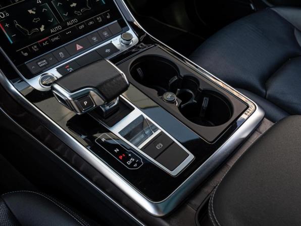 Audi Q8 I (4M) с пробегом 2021 года, цена 9 750 000 рублей, 50756 км, внедорожник, Автокод Объявления