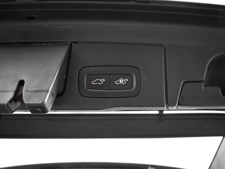 Volvo XC60 II Казань  - изображение 26