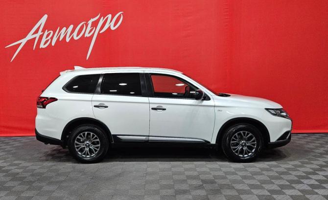 Mitsubishi Outlander III Рестайлинг 3 с пробегом 2019 года, цена 2 095 000 рублей, 109601 км, внедорожник, Автокод Объявления
