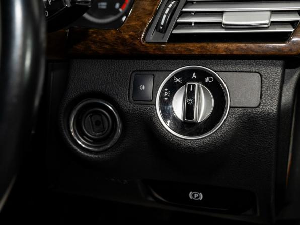 Mercedes-Benz E-Класс IV (W212 S212 C207) с пробегом 2011 года, цена 1 735 000 рублей, 82374 км, седан, Автокод Объявления