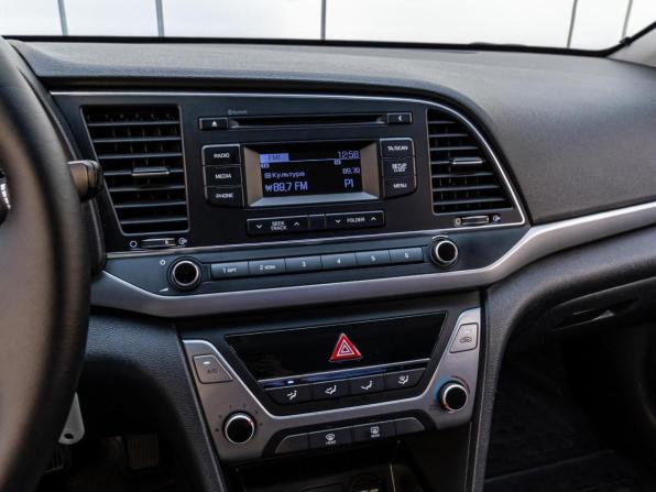 Hyundai Elantra VI (AD) с пробегом 2017 года, цена 1 330 000 рублей, 148544 км, седан, Автокод Объявления