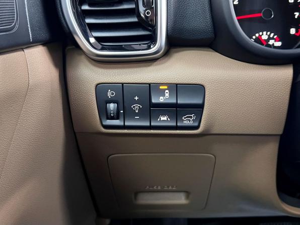 Kia Sportage IV Рестайлинг с пробегом 2020 года, цена 2 475 000 рублей, 119843 км, внедорожник, Автокод Объявления