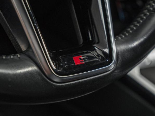 Audi A6 V (C8) с пробегом 2019 года, цена 4 970 000 рублей, 77948 км, седан, Автокод Объявления