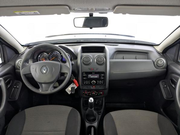 Renault Duster I Рестайлинг с пробегом 2017 года, цена 995 000 рублей, 135862 км, внедорожник, Автокод Объявления