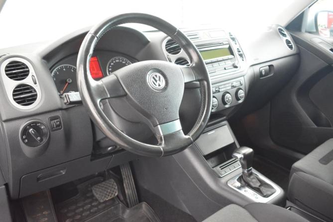 Volkswagen Tiguan I с пробегом 2009 года, цена 1 340 000 рублей, 127000 км, внедорожник, Автокод Объявления