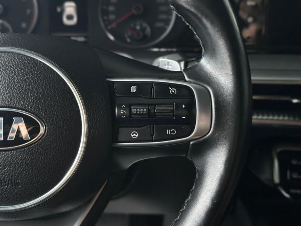 Kia K5 III с пробегом 2021 года, цена 2 340 000 рублей, 77103 км, седан, Автокод Объявления